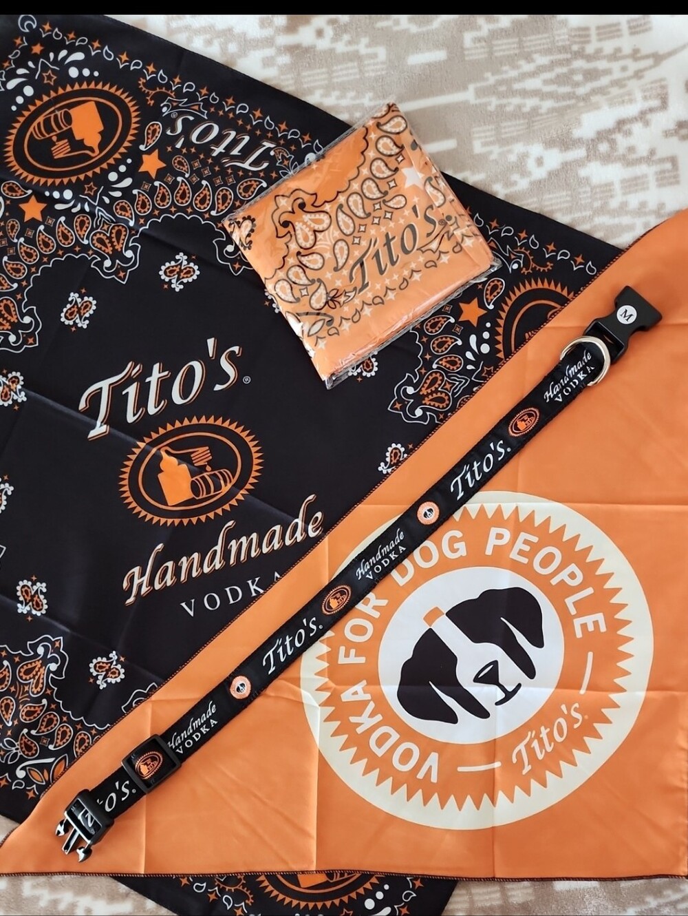 Tito's Vodka 🍸 Dog Collar 🐾 and Bandana Set